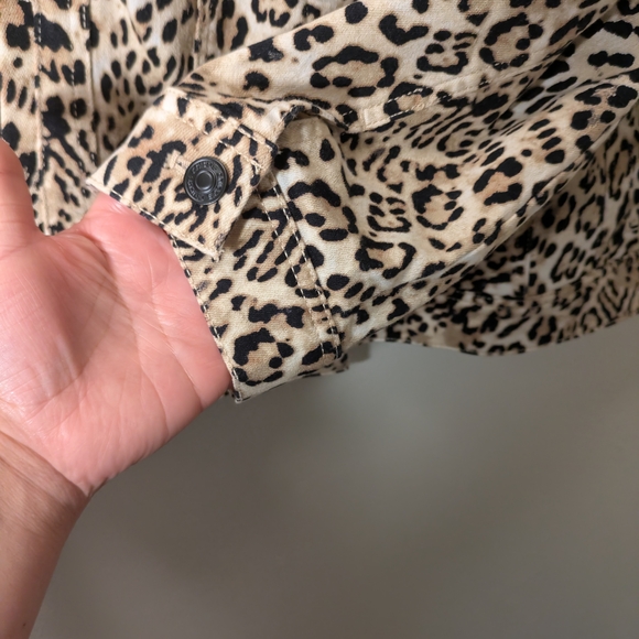 Chico's Animal Print Jean Jacket - Picture 8 of 16